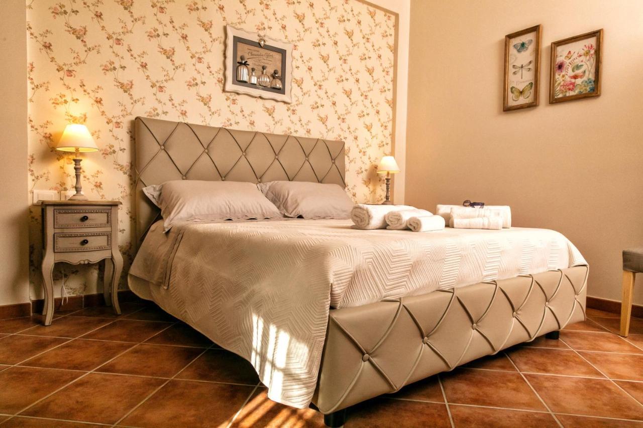 Il Mandorlo Fiorito Bed And Breakfast Ogliastro Cilento Dış mekan fotoğraf