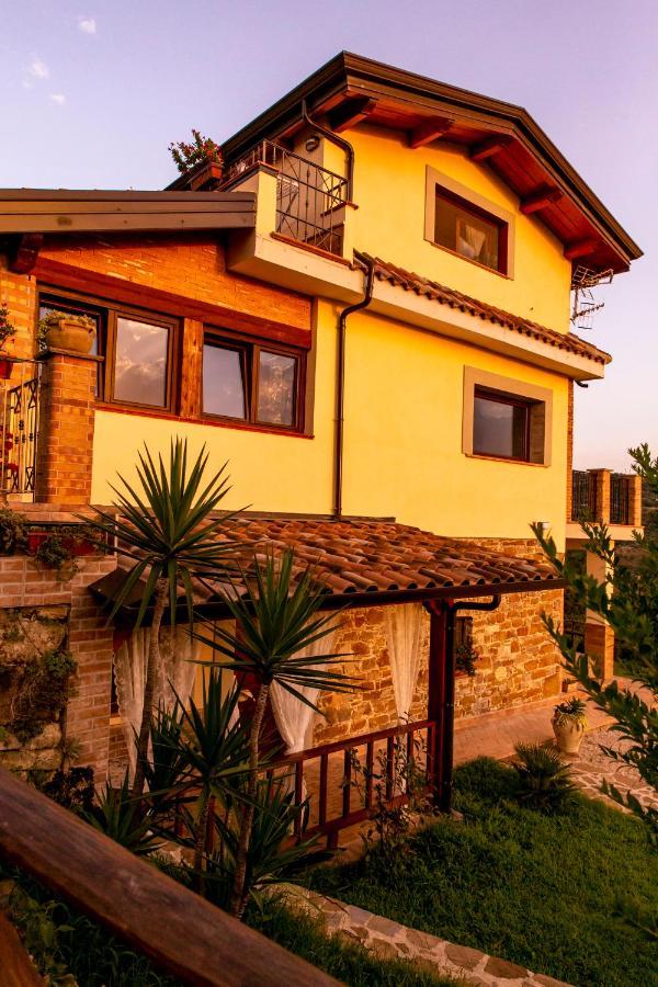 Il Mandorlo Fiorito Bed And Breakfast Ogliastro Cilento Dış mekan fotoğraf
